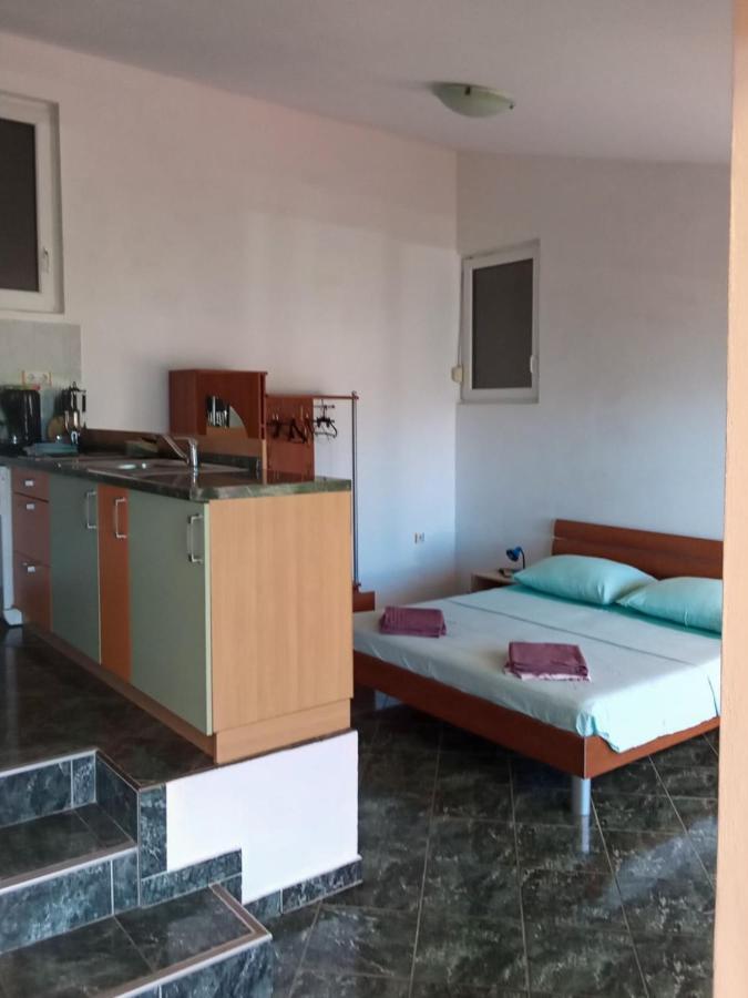 Apartmani Frka Sali Eksteriør bilde